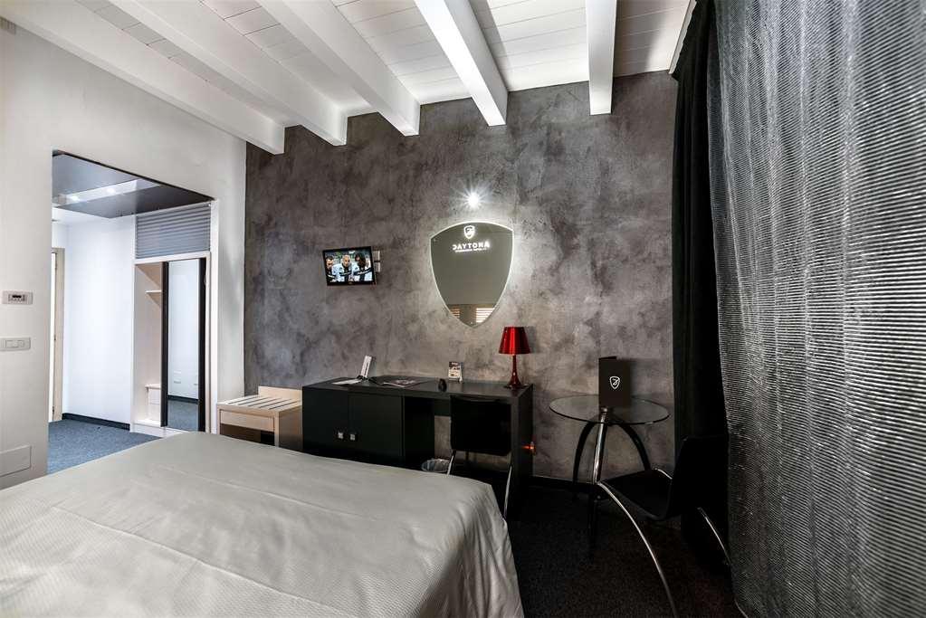 Daytona Business Hotel Collecchio Habitación foto